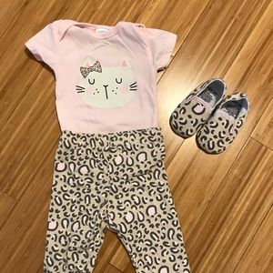 CLOSET CLEANOUT 3-6 Month Girl